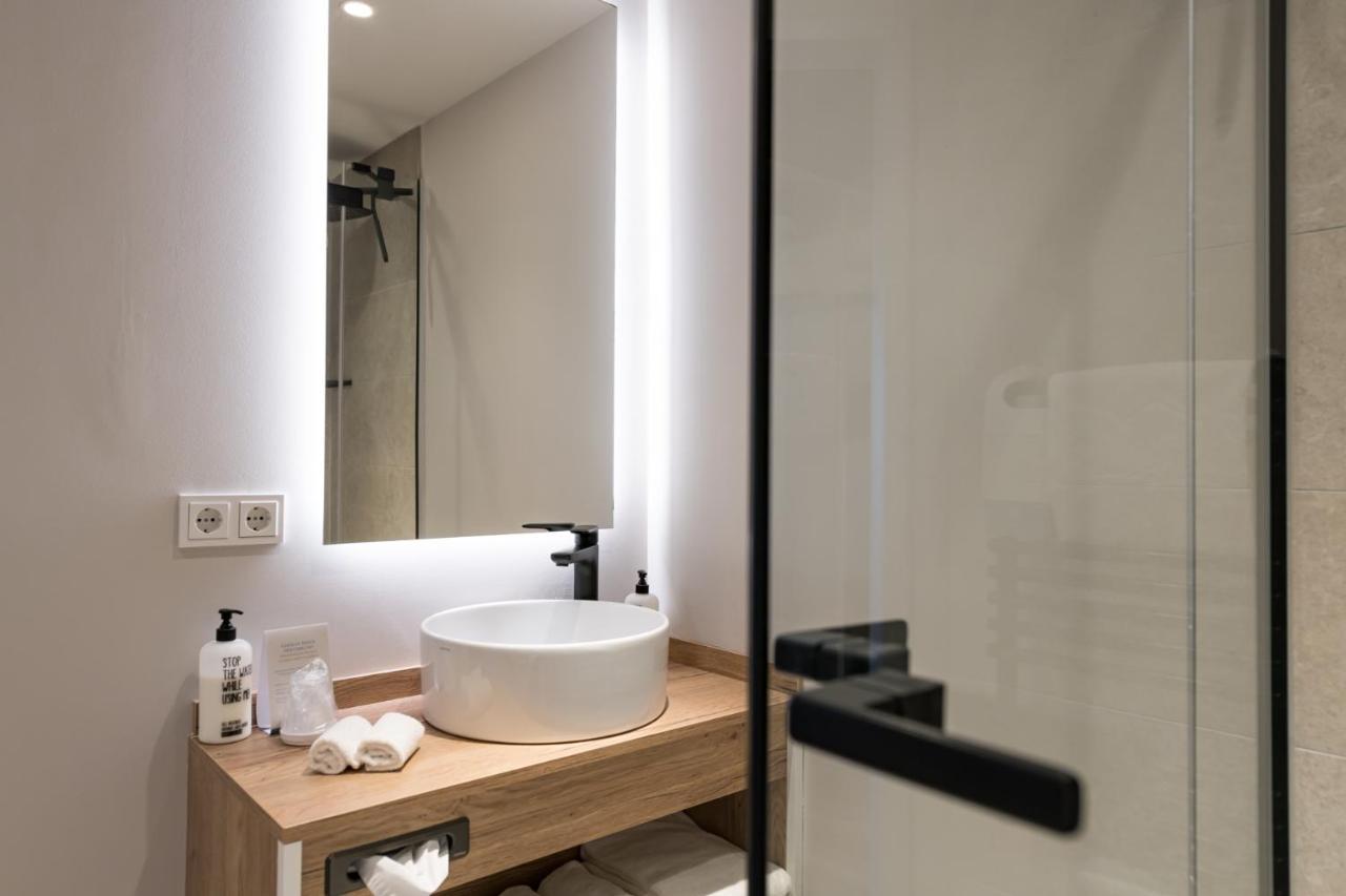 Hafenhotel Zu プットブス エクステリア 写真